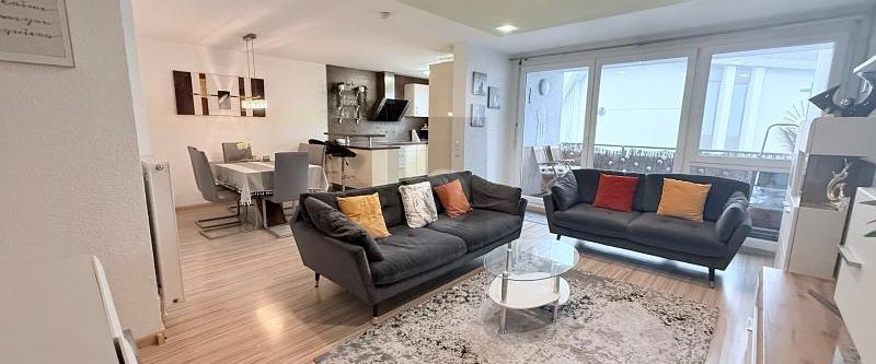 EINZIEHEN, WOHLFÜHLEN UND SOFORT GENIEßEN - Foto 1