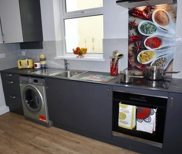 5 bedroom house to rent - Photo 4