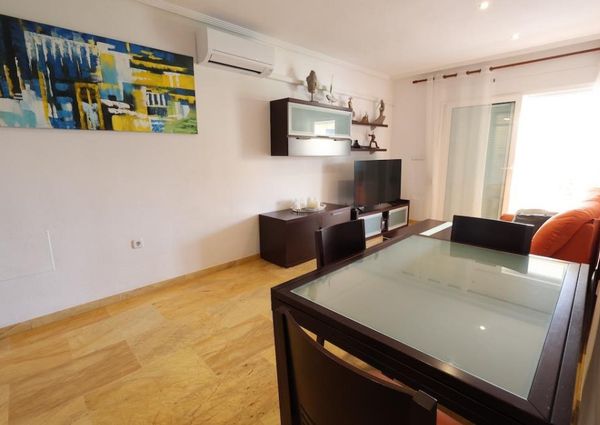 Apartamento bajo en Aguamarina.