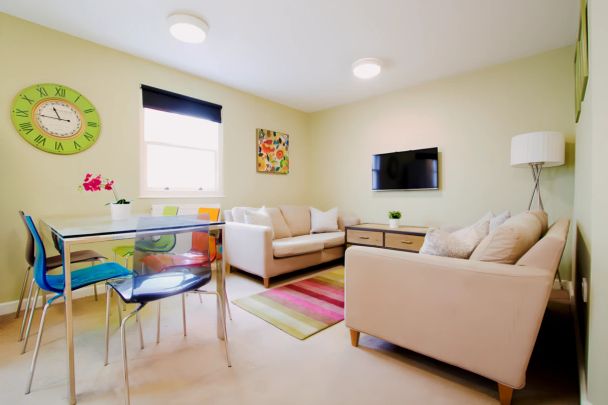 5 Bed 5 Bath - Photo 1