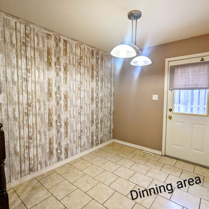 For Lease - 582 Talltree Crescent, London East, Ontario - Photo 1