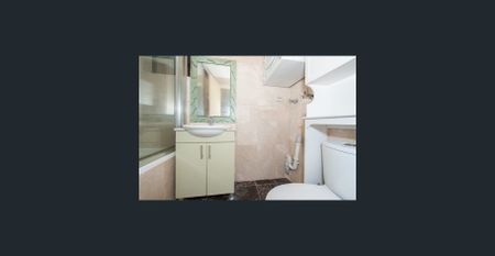 **FIRST OPEN 4.12.25 - 4:30 - 4:45PM** 2 Bedroom Maroubra Junction Apartment in Security Building - Photo 4