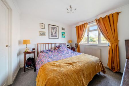 3 bedroom detached house to rent - Photo 3