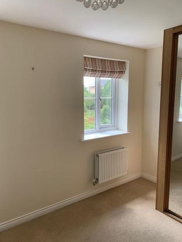 Wood Mead, Bristol - Photo 3