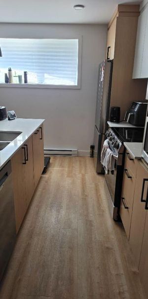 4½ Charlemagne | Animaux permis | 2 stationnements | 5Électroménager|Wi-Fi | 1 535 $ | Prime 2088$ - Photo 1