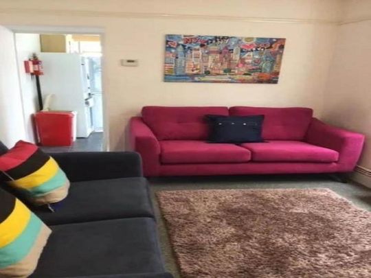 4 bedroom house to rent - Photo 1