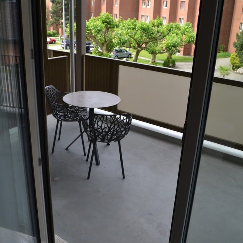 "Komplett möblierte Business-Apartments in Stansstad zu vermieten" - Photo 1