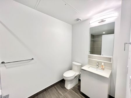 For Lease - 898 Portage Parkway Unit# 2111, Vaughan, Ontario - Photo 3