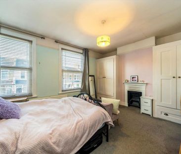 3 bedroom terraced house to rent - Photo 4