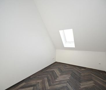 Loftartige 3-Zimmer-Wohnung mit Dachterrasse, Neumarkt - Hallstraße - Photo 5