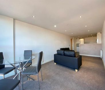 2 bedroom apartment to rent - Photo 3