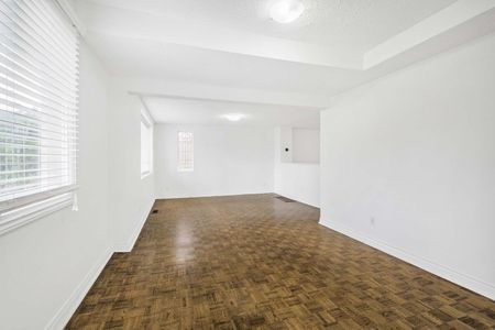 For Lease - 109 York Downs Drive Unit# Main, Toronto, Ontario - Photo 4