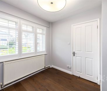 Croham Park Avenue, South Croydon, CR2 7HL - Photo 4