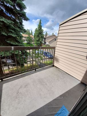 71 - 2519 38th Street NE, Calgary - Photo 1