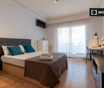 madrid, Community of Madrid 28007 - Photo 3