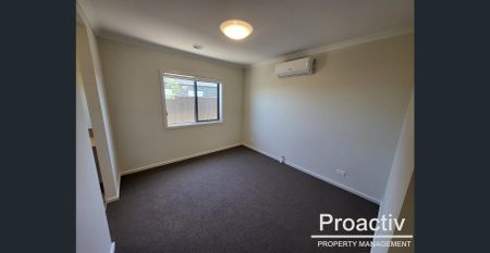 Modern Comfort in the Heart of Tarneit - Photo 4