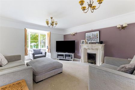 4 bedroom detached house to rent - Photo 2