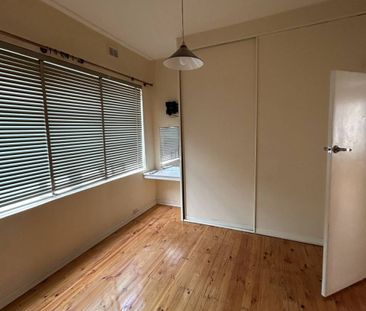 Character Apartment - Photo 1