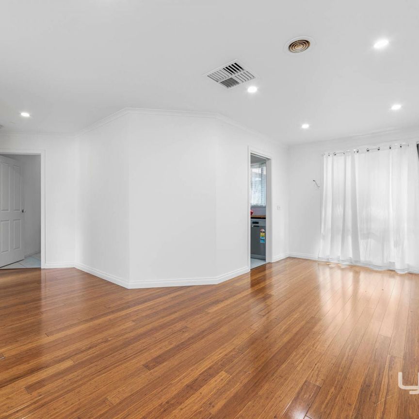 Spacious Family Living in a Prime Taylors Lakes Location - Photo 1
