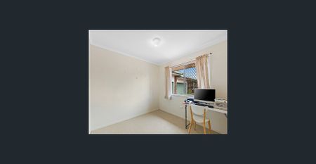 Neat & Tidy Unit in a Quiet Complex - Photo 4