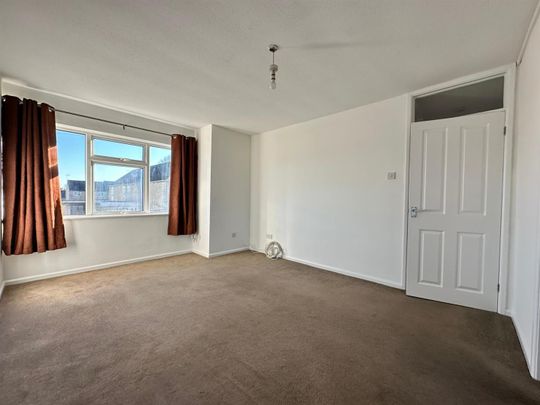 Meadow Road, Cirencester - Photo 1