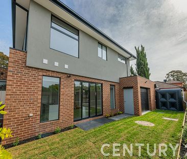 Modern Townhouse in Ideal Location - Photo 6