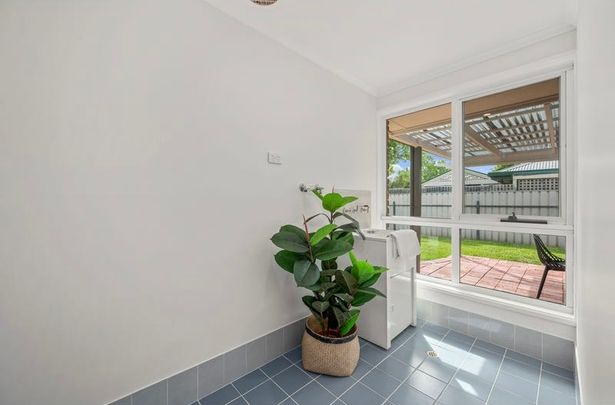 9 Nautilus Square, Seaford Rise SA 5169 - House For Rent | Domain - Photo 1