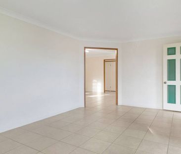 Charming Low-Set Home in a Prime Location - Photo 1