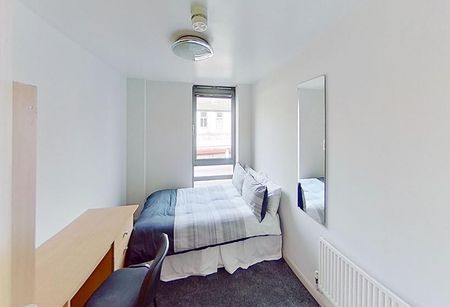 6 bedroom house to rent - Photo 2