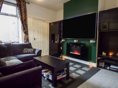 2 bed lower flat to rent in NE9 - Photo 3