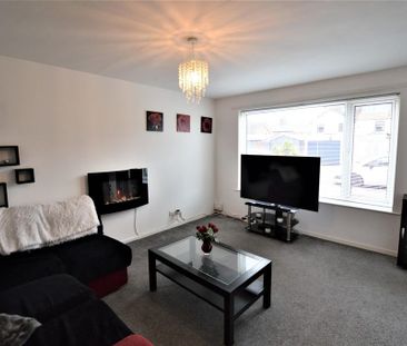 3 bedroom end of terrace house to rent - Photo 3