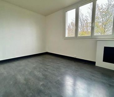 Location Appartement 3 pièces 80m² ROUEN 76000 - Photo 3