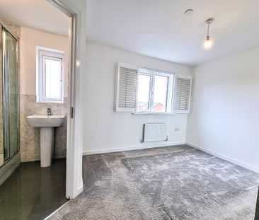 Heol Y Parc, Pontyclun, Llanilid - Photo 2