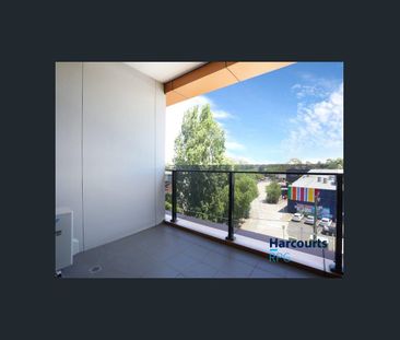 402/316 Pascoe Vale Road, Essendon, Vic 3040 - Photo 3