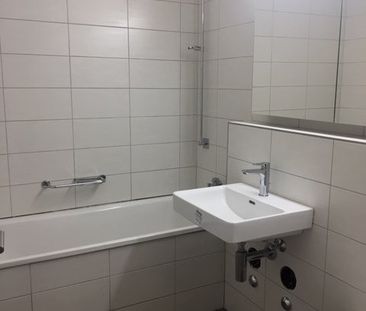 Sanierte Altbauwohnung nähe Engequartier - Photo 2