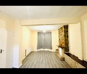 3 Bed Terraced House, Elizabeth Road, E6 - Photo 1