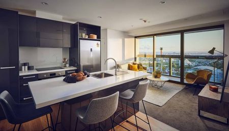 2 Bedroom & 2 bathroom Apartment - Available SOON - Photo 2