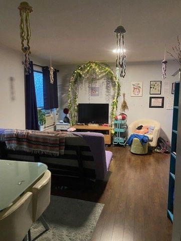 For Lease - 436 Queen Street Unit# 2nd Fl Unit 2, Toronto, Ontario - Photo 3