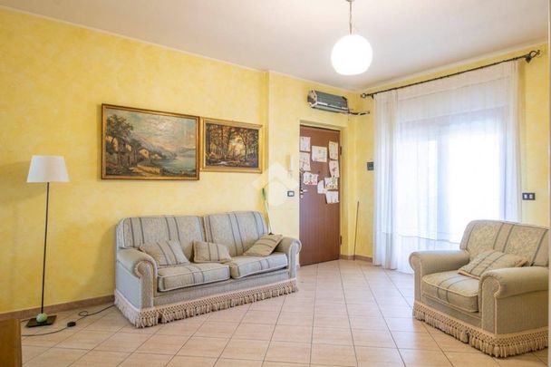 Quadrilocale largo Alfredo Iacoboni 15, Rieti - Foto 1