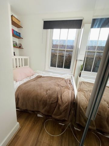 1 Bed Flat, Redchurch Street, E2 - Photo 4