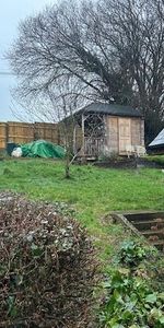 4 bedroom detached house to rent - Photo 3