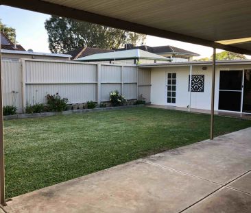 Stylish Family Home in Prime Rostrevor - Photo 1