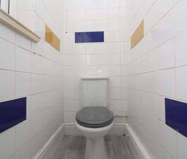 2 Bedroom Semi-Detached House - Photo 2