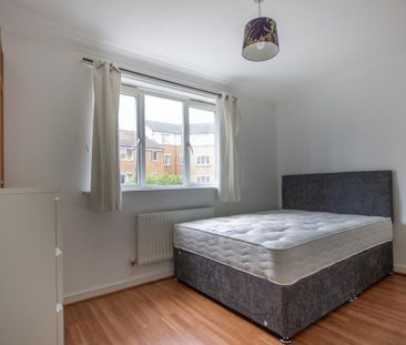 3 bedroom terraced house to rent - Photo 6