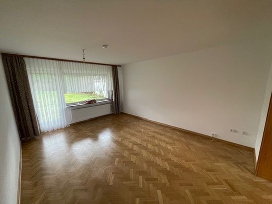 Charmante Erdgeschosswohnung mit Terrasse und Garten in Neheim! - Photo 1