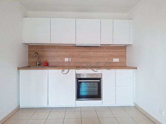 Location Appartement 3 pièces 55m² HAYANGE 57700 - Photo 1