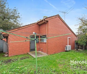 Spacious 2-Bedroom Unit in Prime Thomastown Location - Photo 4