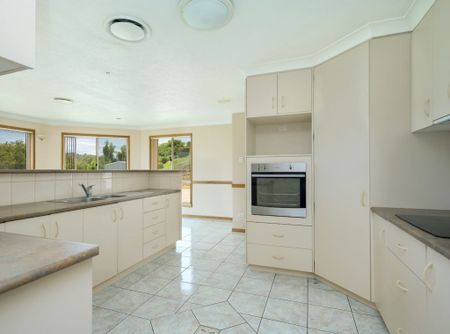 Spacious Country Retreat – Just 20 Mins from CBD! - Photo 5