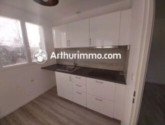 Location Appartement 1 pièces 27 m2 à Savigny-le-Temple - Photo 4