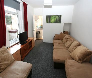 5 bedroom terraced house to rent - Photo 1